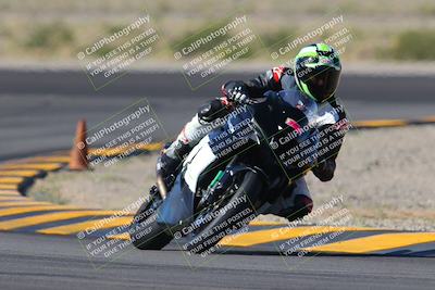 media/Nov-06-2022-SoCal Trackdays (Sun) [[208d2ccc26]]/Turn 11 (10am)/